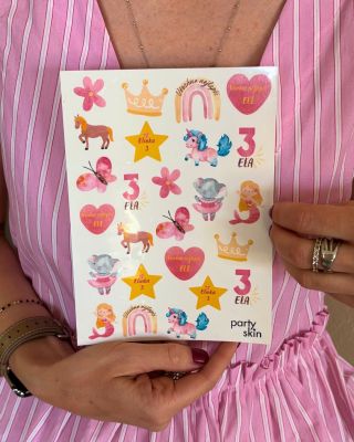 🎀 Narozeninové tetovačky pro holčičky přinášejí spoustu zábavy a úsměvů na každou dětskou oslavu. Děti si je zamilují hned...