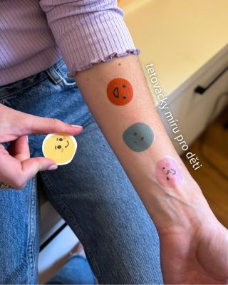 Tetování na míru pro dětský kroužek Smyslohraní ✨ Hravé motivy, které pomáhají dětem objevit svět emocí 💛. Chcete taky...